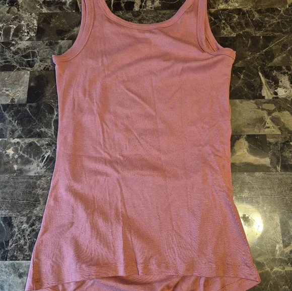 GAP Maternity Tank Top - Picture 3 of 3